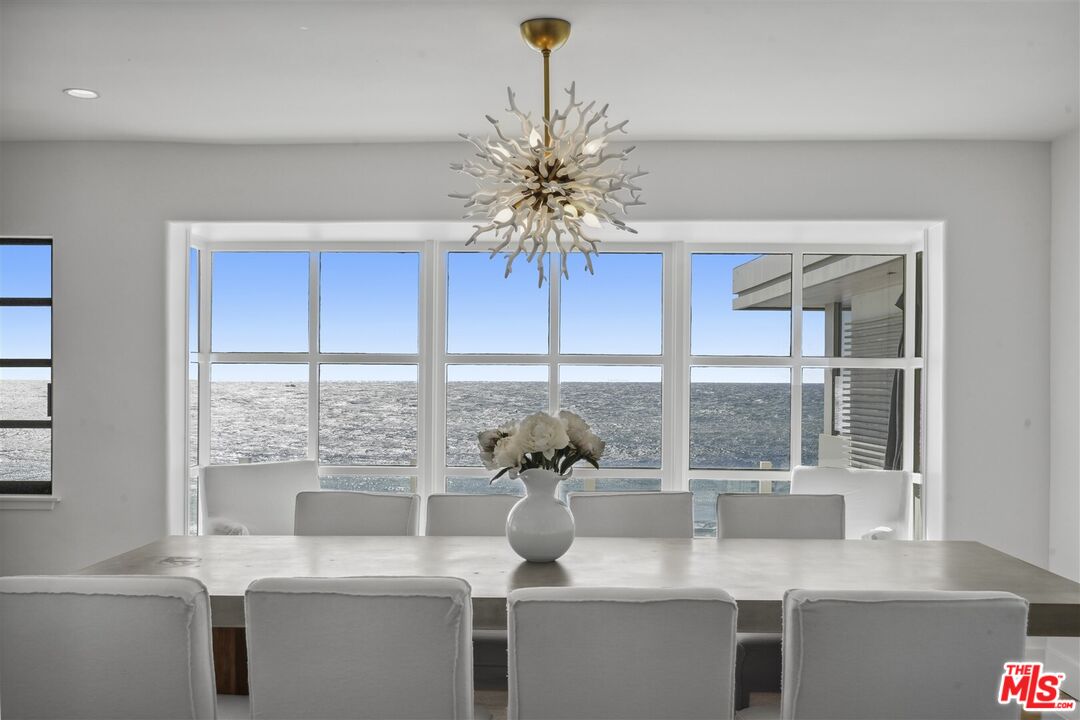 Property photo for 31500 Victoria Point Rd, Malibu, CA