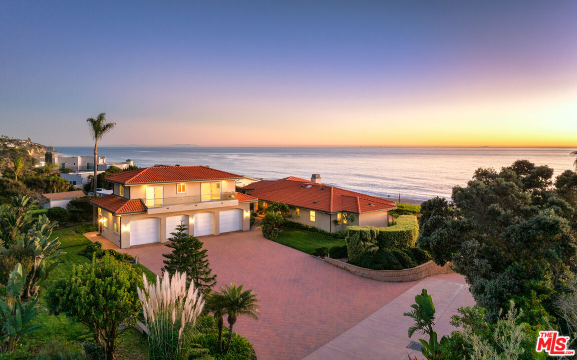 Property photo for 29821 Pacific Coast Hwy, Malibu, CA
