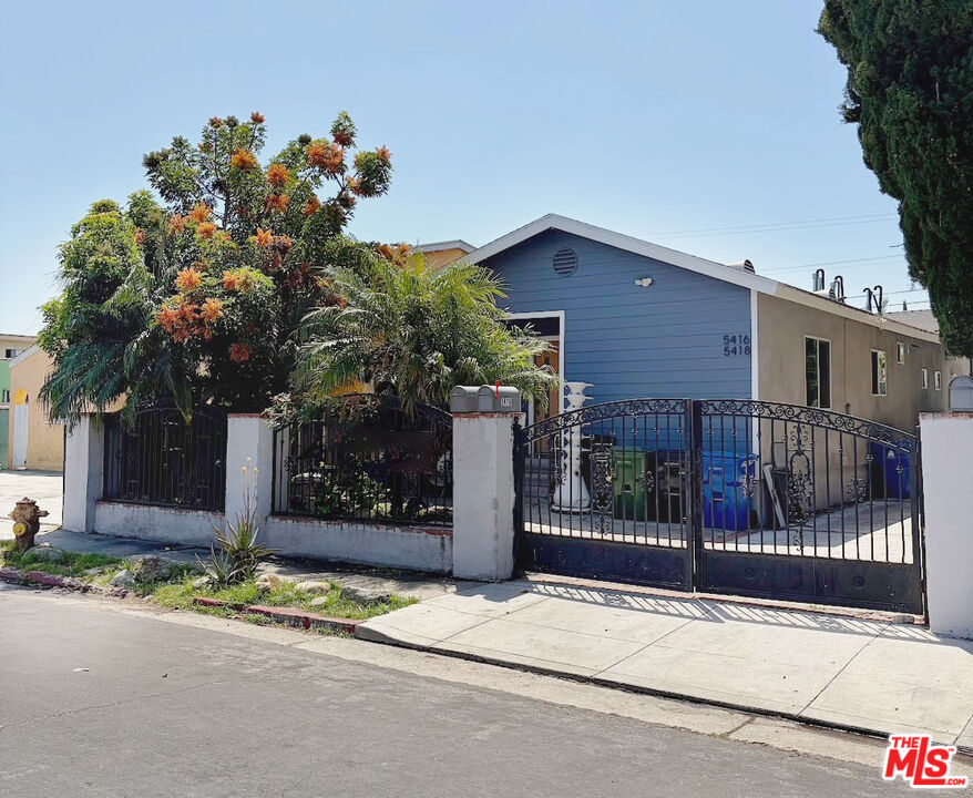 Property photo for 5418 Smiley Dr, Los Angeles, CA