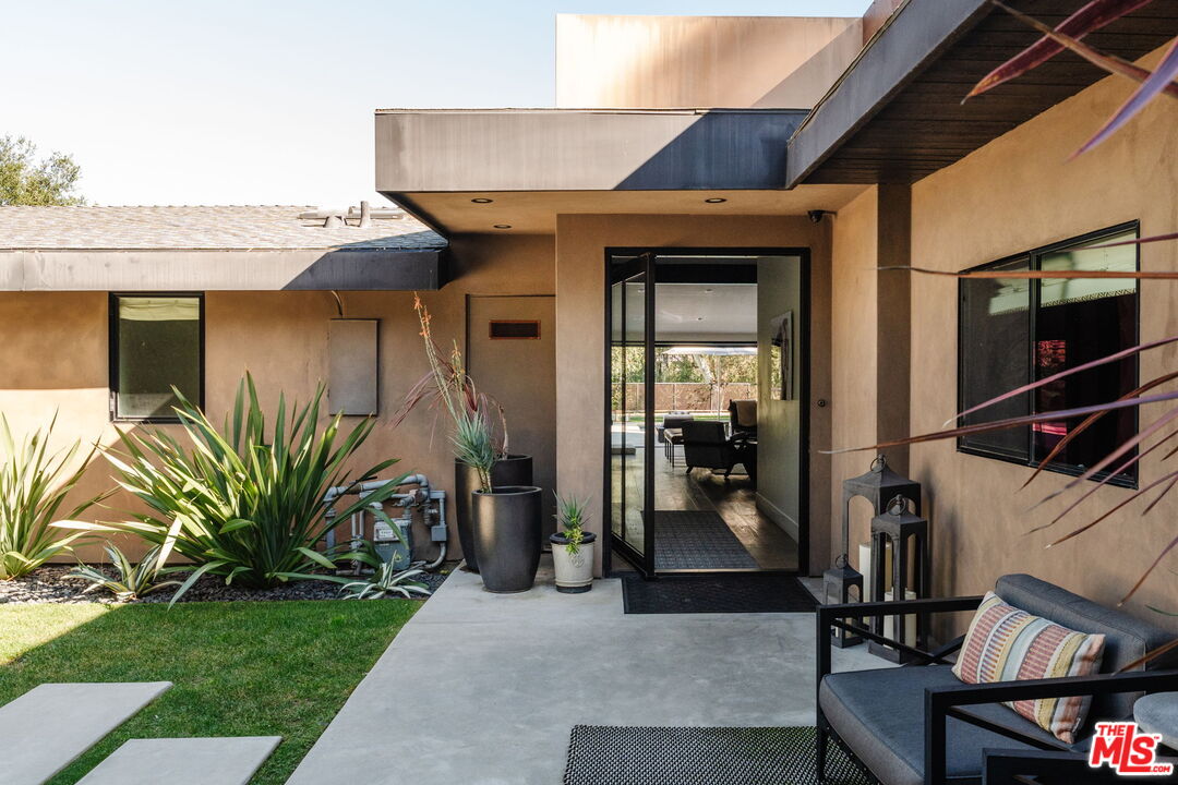 Property photo for 15490 Milldale Dr, Los Angeles, CA
