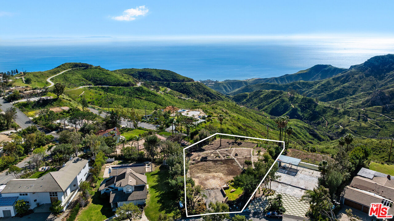 Property photo for 23424 W Moon Shadows Dr, Malibu, CA