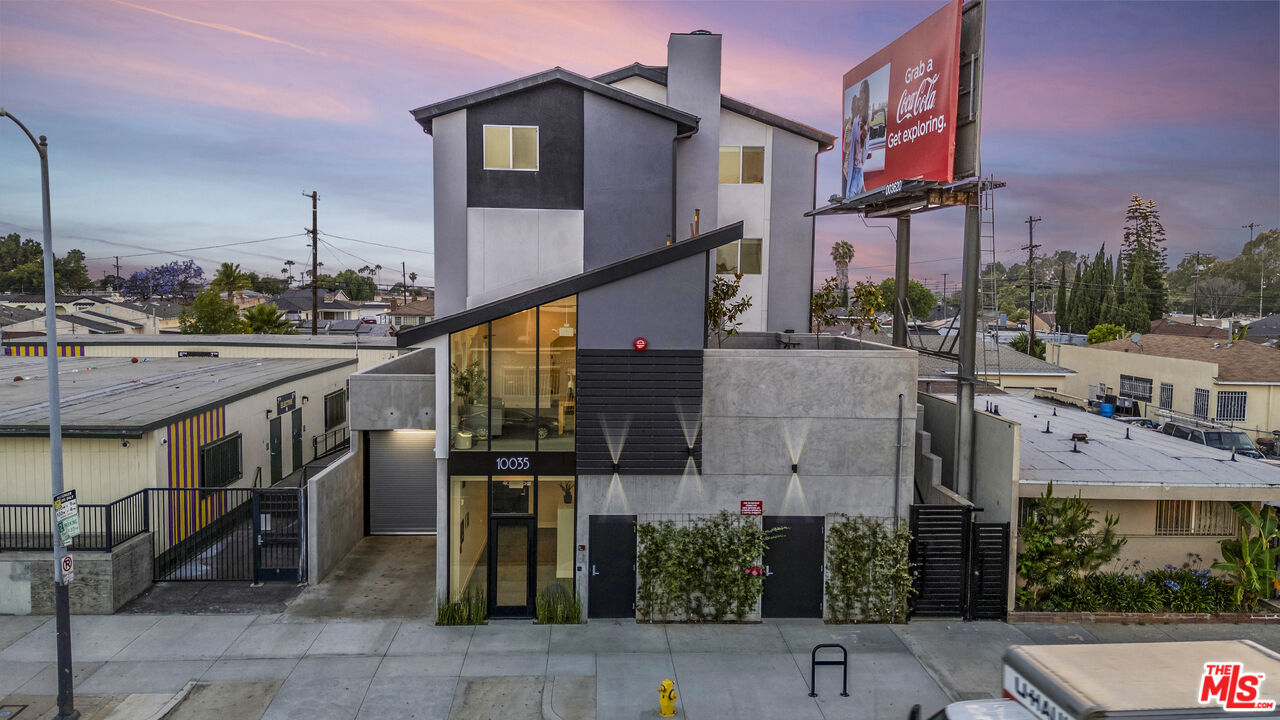 Property photo for 10035 S Western Ave, #7, Los Angeles, CA