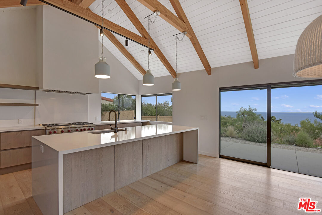 Property photo for 24728 Vantage Point Ter, Malibu, CA