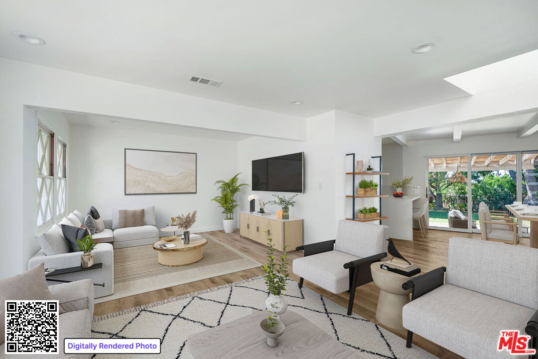 Property photo for 5519 Shenandoah Ave, Los Angeles, CA