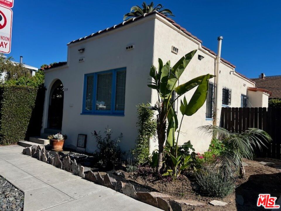 Property photo for 1335 Chelsea Ave, Santa Monica, CA