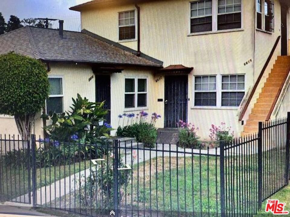 Property photo for 6615 S Van Ness Ave, Los Angeles, CA