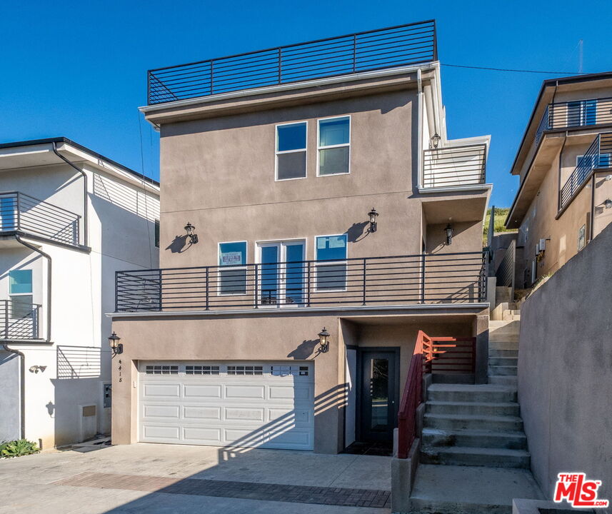 Property photo for 4418 Bowman Blvd, Los Angeles, CA