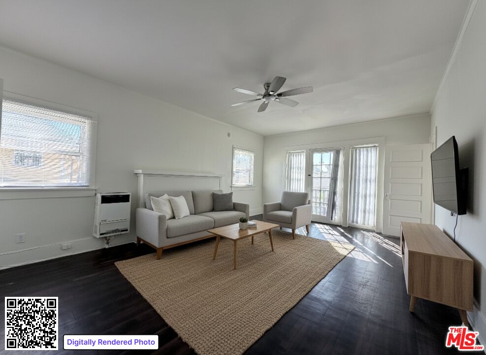 Property photo for 2146 S Oak St, Los Angeles, CA