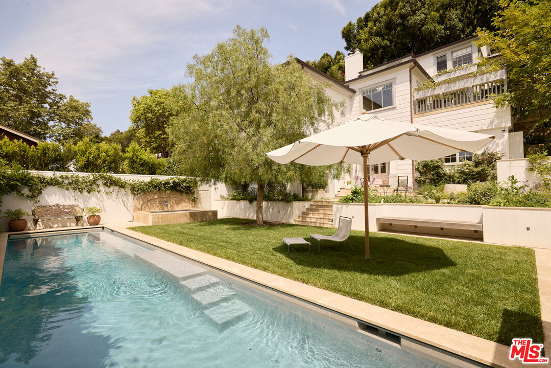 Property photo for 239 W Channel Rd, Santa Monica, CA