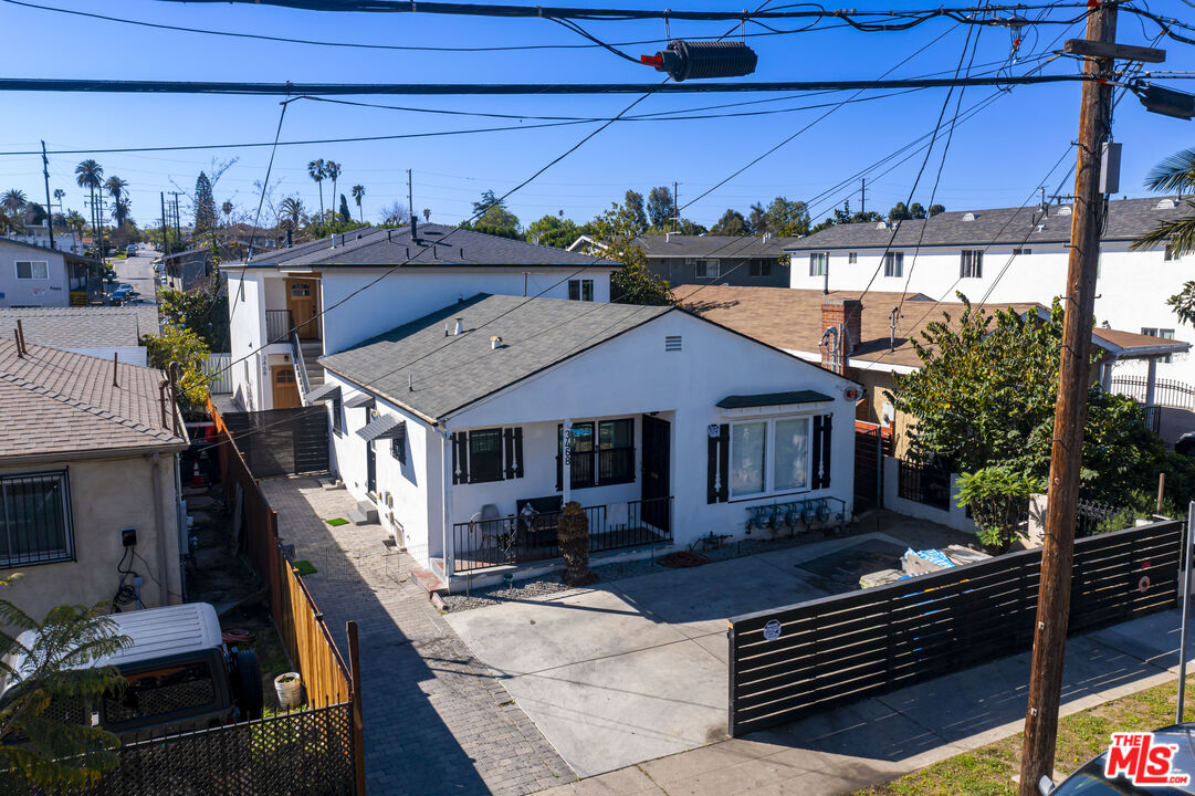 Property photo for 3468 W 71st St, Los Angeles, CA