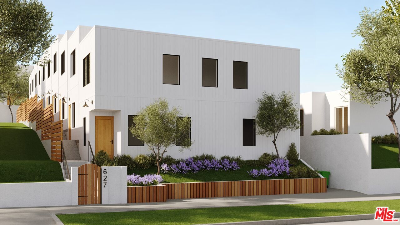 Property photo for 627 N Juanita Ave, Los Angeles, CA