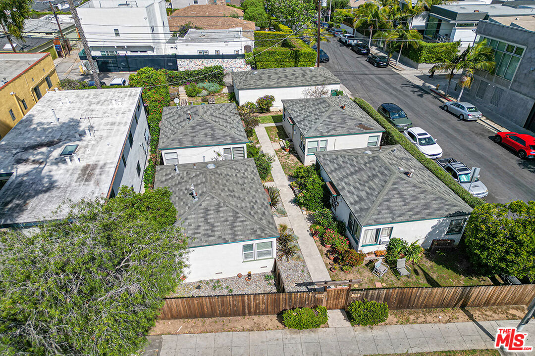 Property photo for 649 Rose Ave, Venice, CA