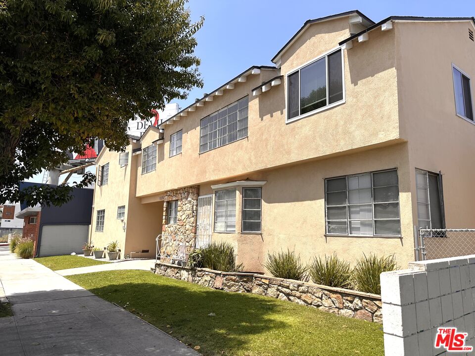 Property photo for 12717 Washington Pl, #10, Los Angeles, CA