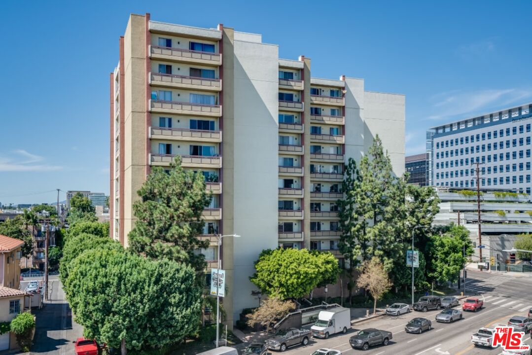 Property photo for 321 S San Vicente Blvd, #705, Los Angeles, CA