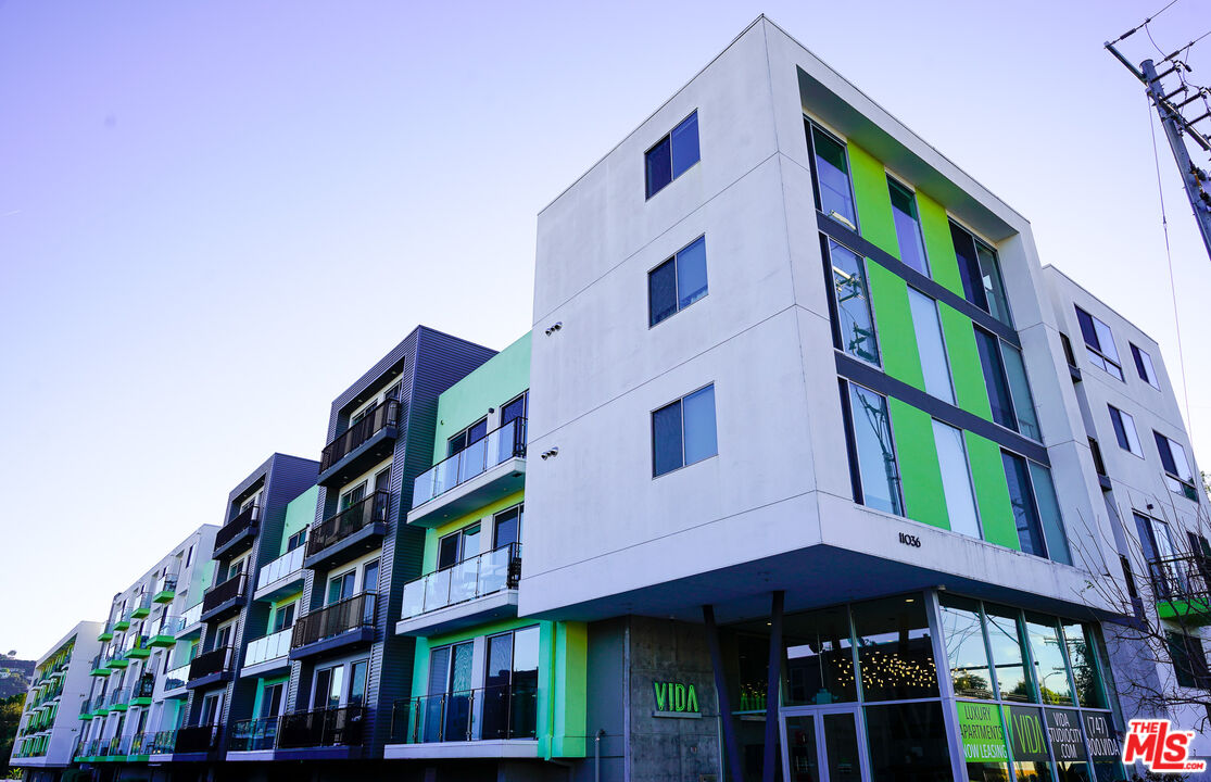 Property photo for 11036 Moorpark St, #225, Los Angeles, CA