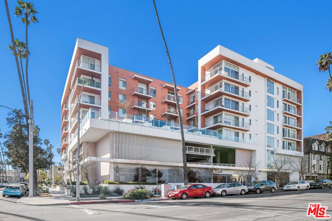 Property photo for 453 S Kenmore Ave, #401, Los Angeles, CA