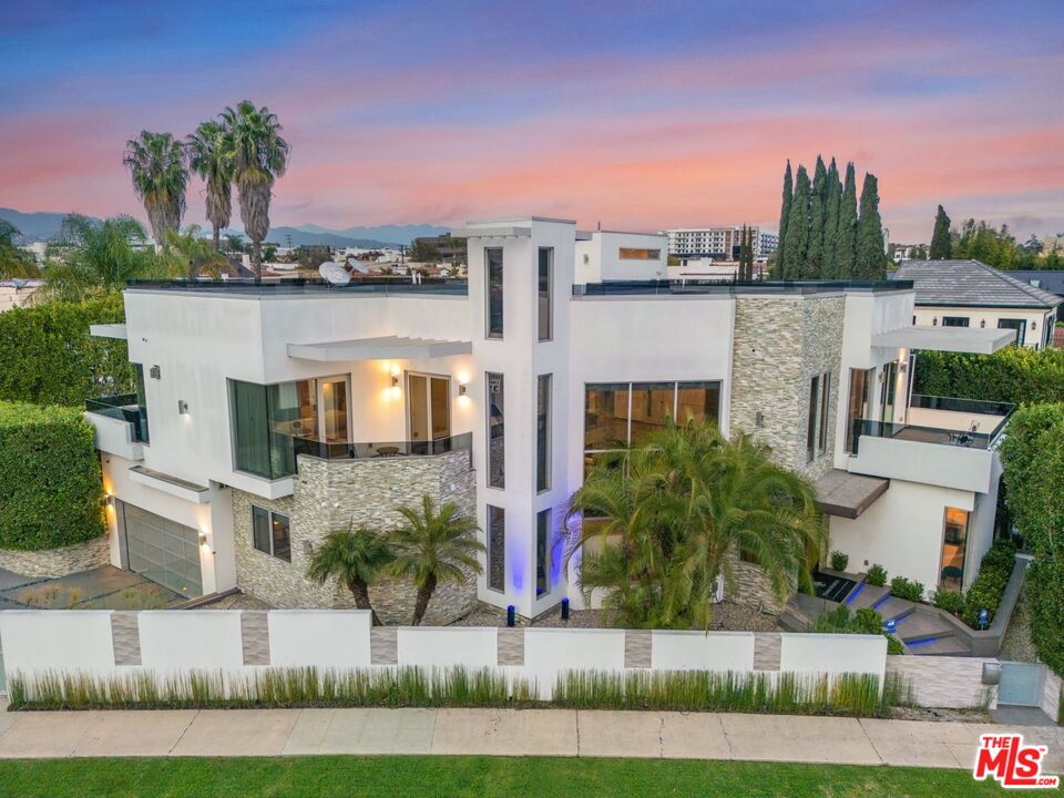 Property photo for 6379 Colgate Ave, Los Angeles, CA