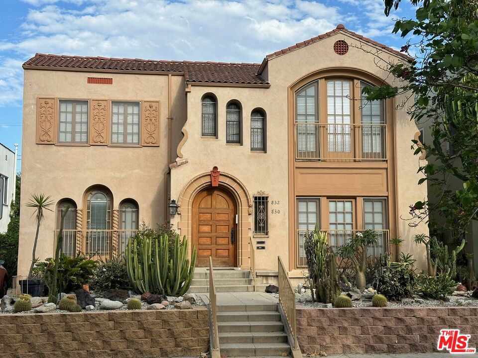 Property photo for 832 S Detroit St, Los Angeles, CA