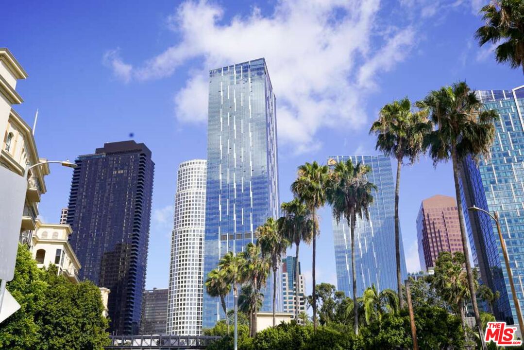 Property photo for 1000 West 8th Street, #1008, Los Angeles, CA