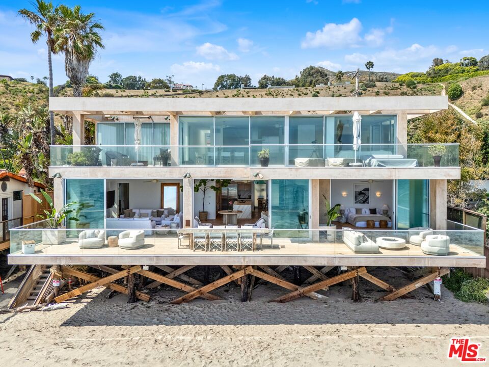 Property photo for 25102 Malibu Rd, Malibu, CA