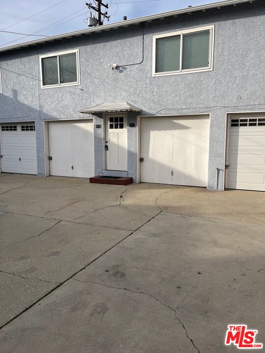 Property photo for 811 1/2 E Nutwood St, #1/2, Inglewood, CA