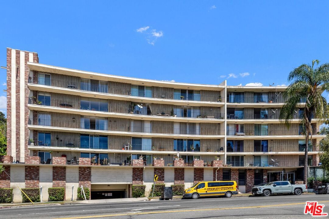 Property photo for 2260 N Cahuenga Blvd, #502, Los Angeles, CA