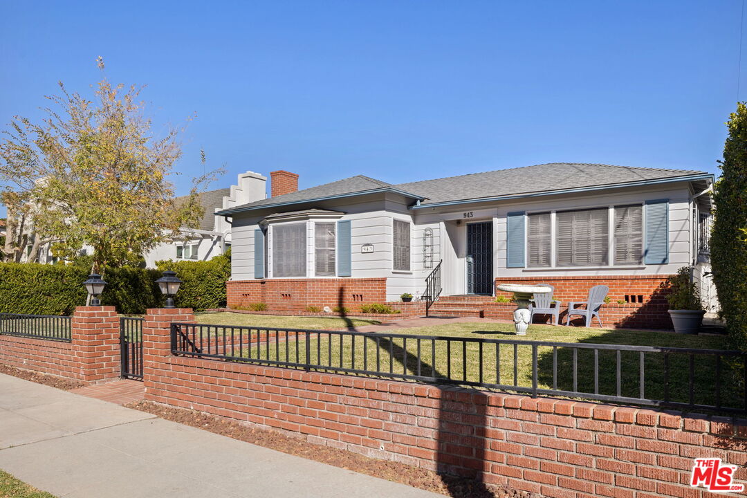 Property photo for 943 Princeton St, Santa Monica, CA