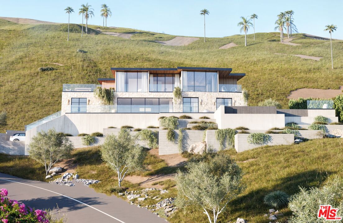 Property photo for 30015 Andromeda Ln, Malibu, CA