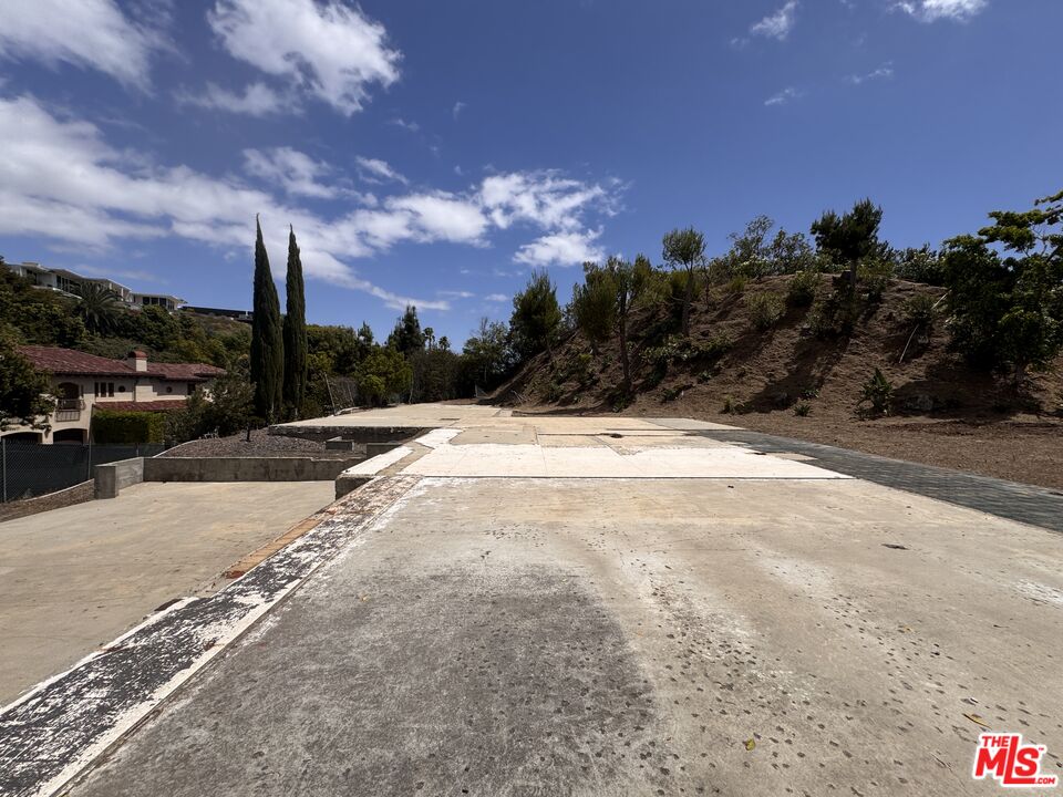 Property photo for 1309 Laurel Way, Beverly Hills, CA