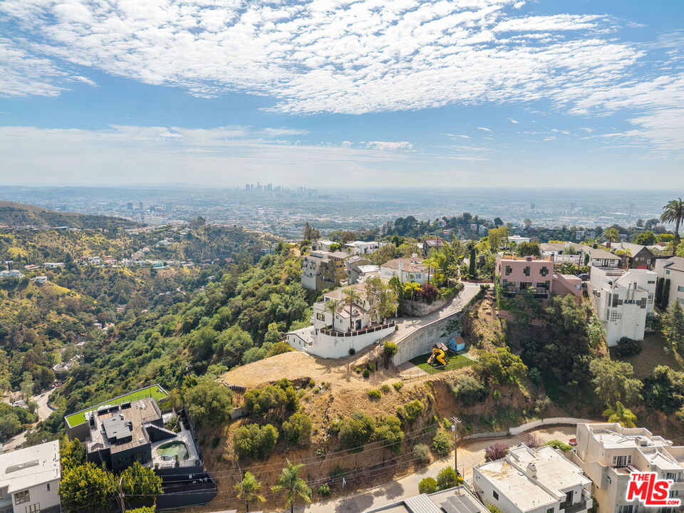 Property photo for 2131 Kew Dr, Los Angeles, CA