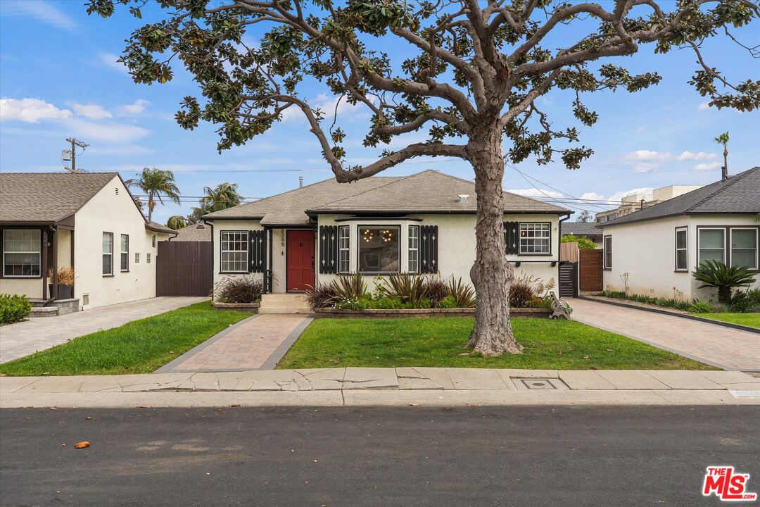 Property photo for 8348 Reading Ave, Los Angeles, CA