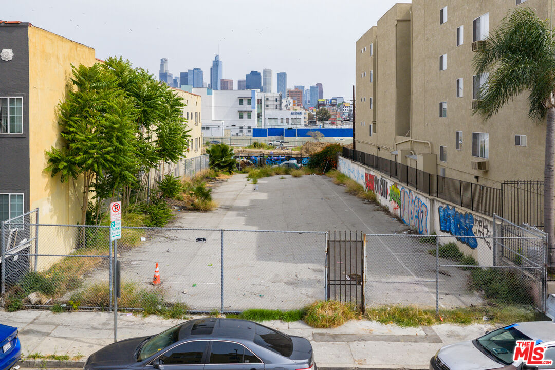 Property photo for 744 S Carondelet St, Los Angeles, CA