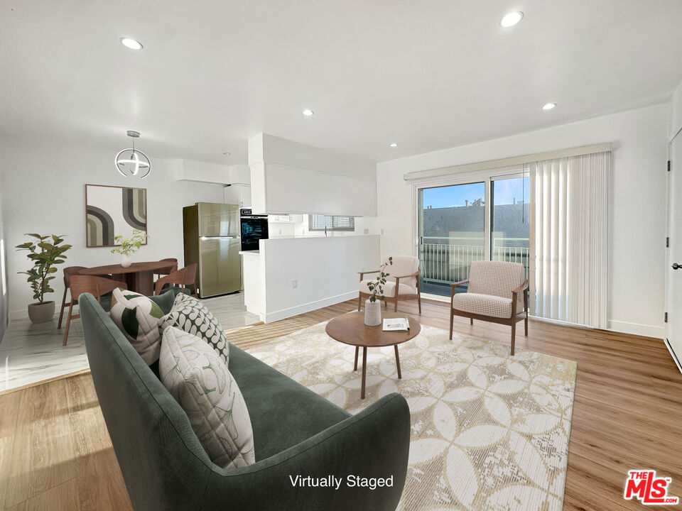 Property photo for 220 E Hyde Park, #4, Inglewood, CA