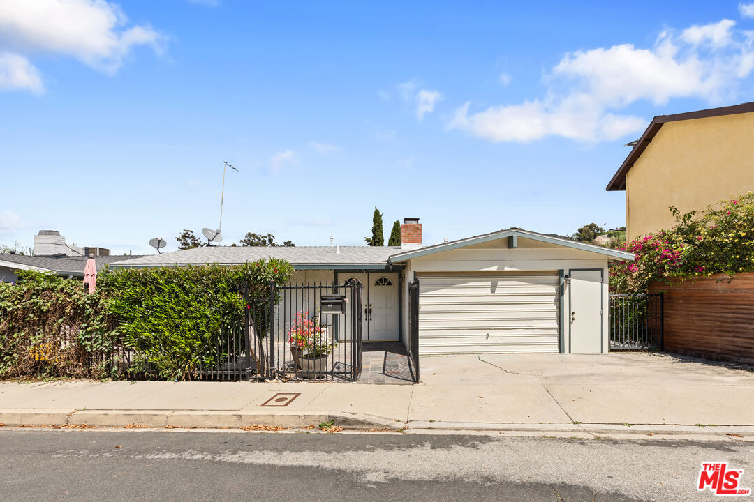 Property photo for 3242 Dos Palos Dr, Los Angeles, CA