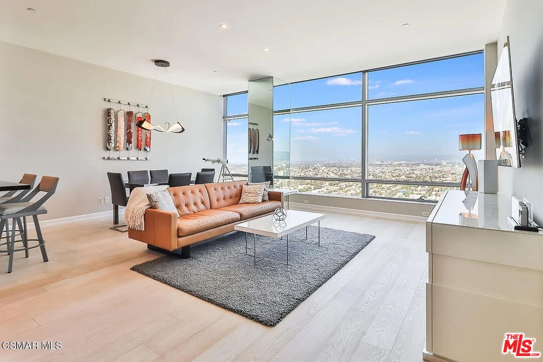 Property photo for 900 W Olympic Blvd, #34D, Los Angeles, CA