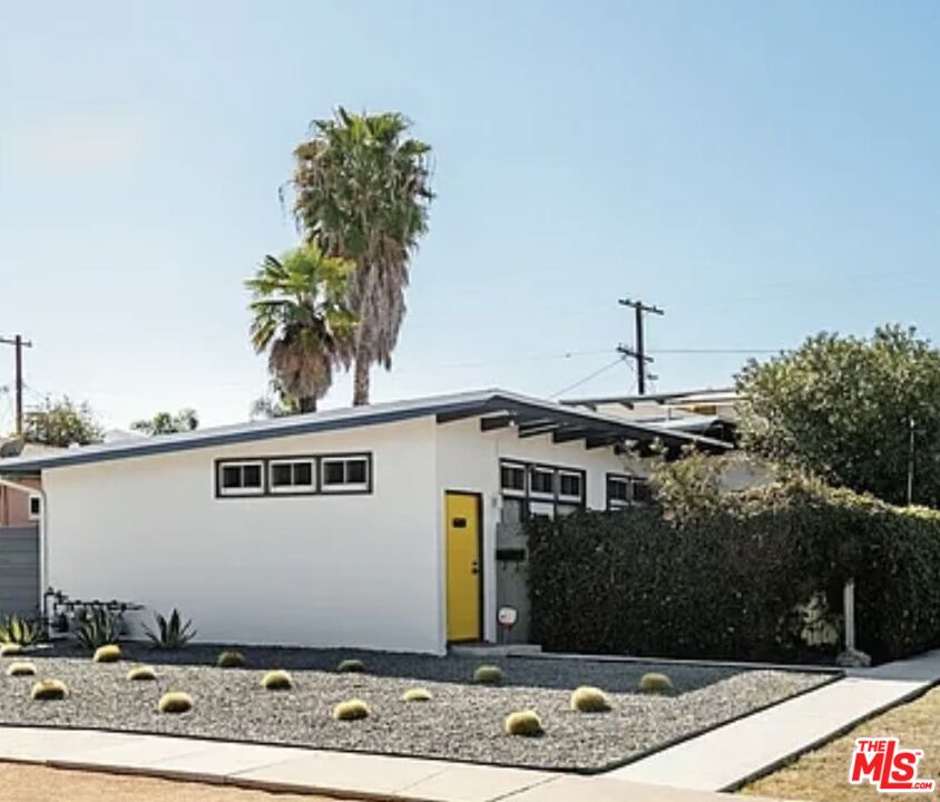 Property photo for 8807 Reading Ave, Los Angeles, CA