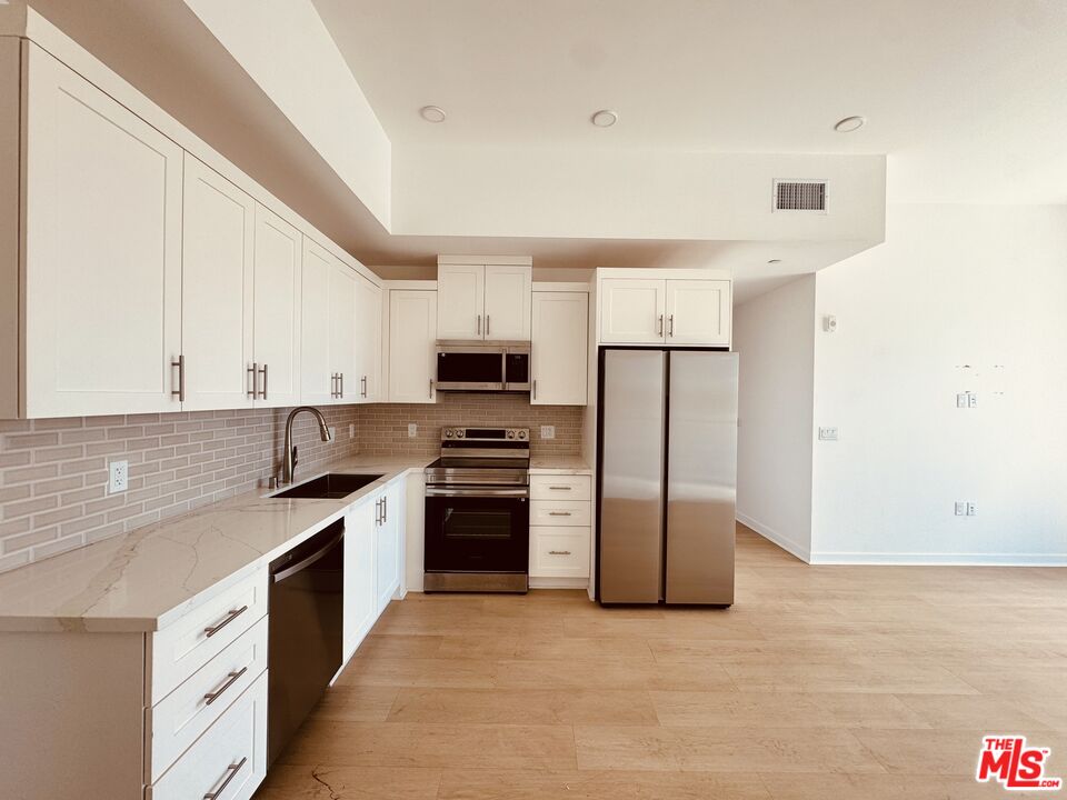 Property photo for 3977 Beverly Blvd, #402, Los Angeles, CA