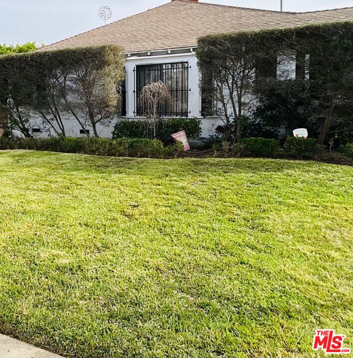 Property photo for 3506 S Redondo Blvd, Los Angeles, CA