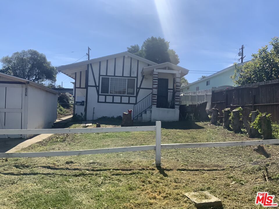 Property photo for 826 E 65th St, Inglewood, CA