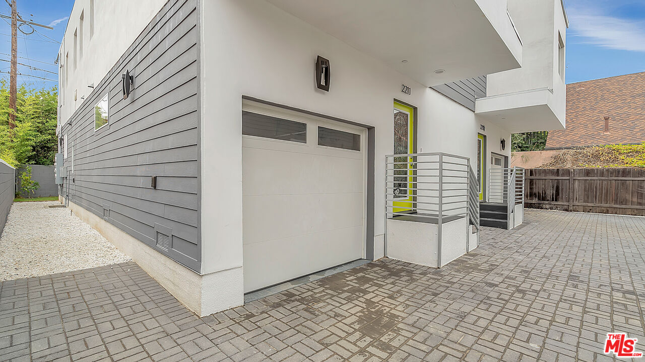 Property photo for 2211 6th AVE, #1/2, Los Angeles, CA