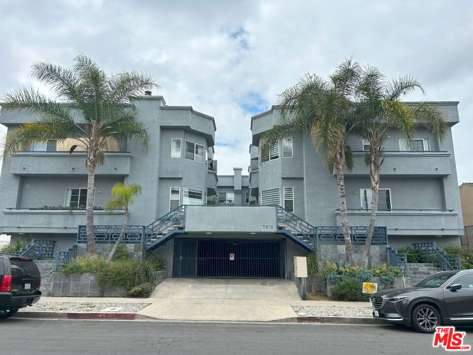 Property photo for 7916 Blackburn Ave, #1, Los Angeles, CA