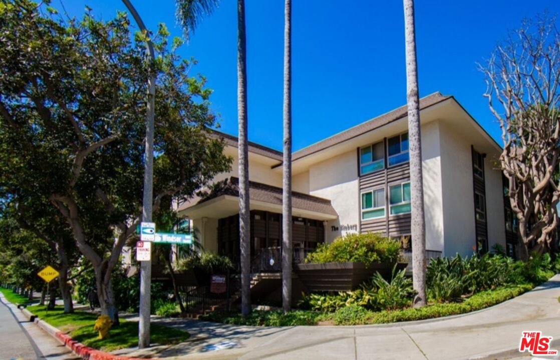 Property photo for 6001 Canterbury Dr, #303, Culver City, CA