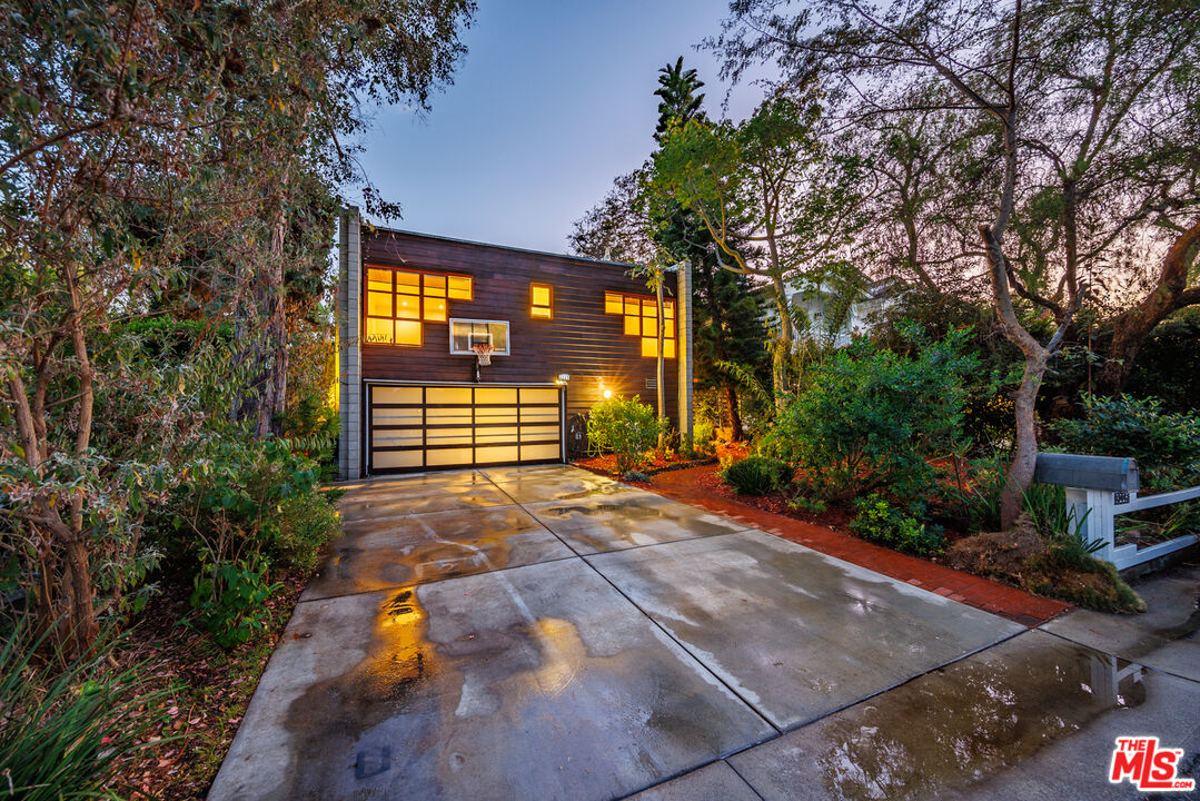 Property photo for 3225 Greenfield Ave, Los Angeles, CA