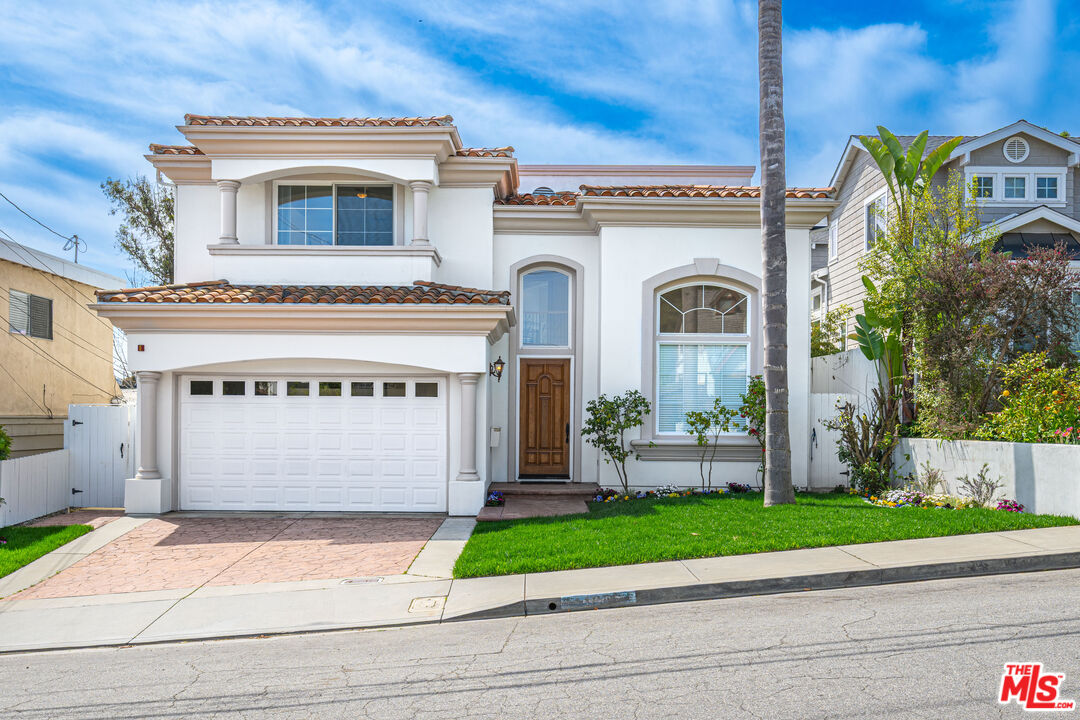 Property photo for 1756 Ruhland Ave, Manhattan Beach, CA