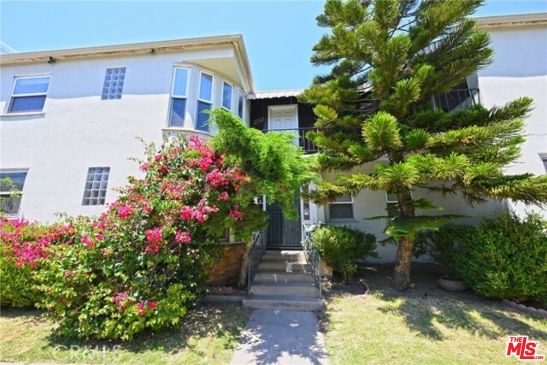Property photo for 11061 Ohio Ave, #1, Los Angeles, CA