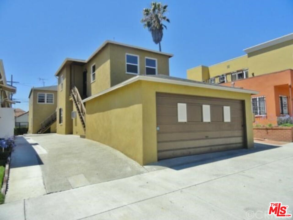 Property photo for 3704 W 54th St, Los Angeles, CA