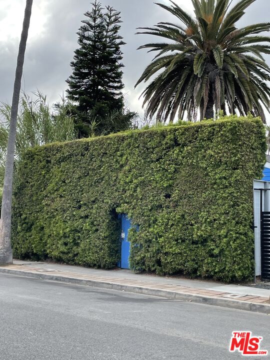 Property photo for 926 California Ave, Venice, CA