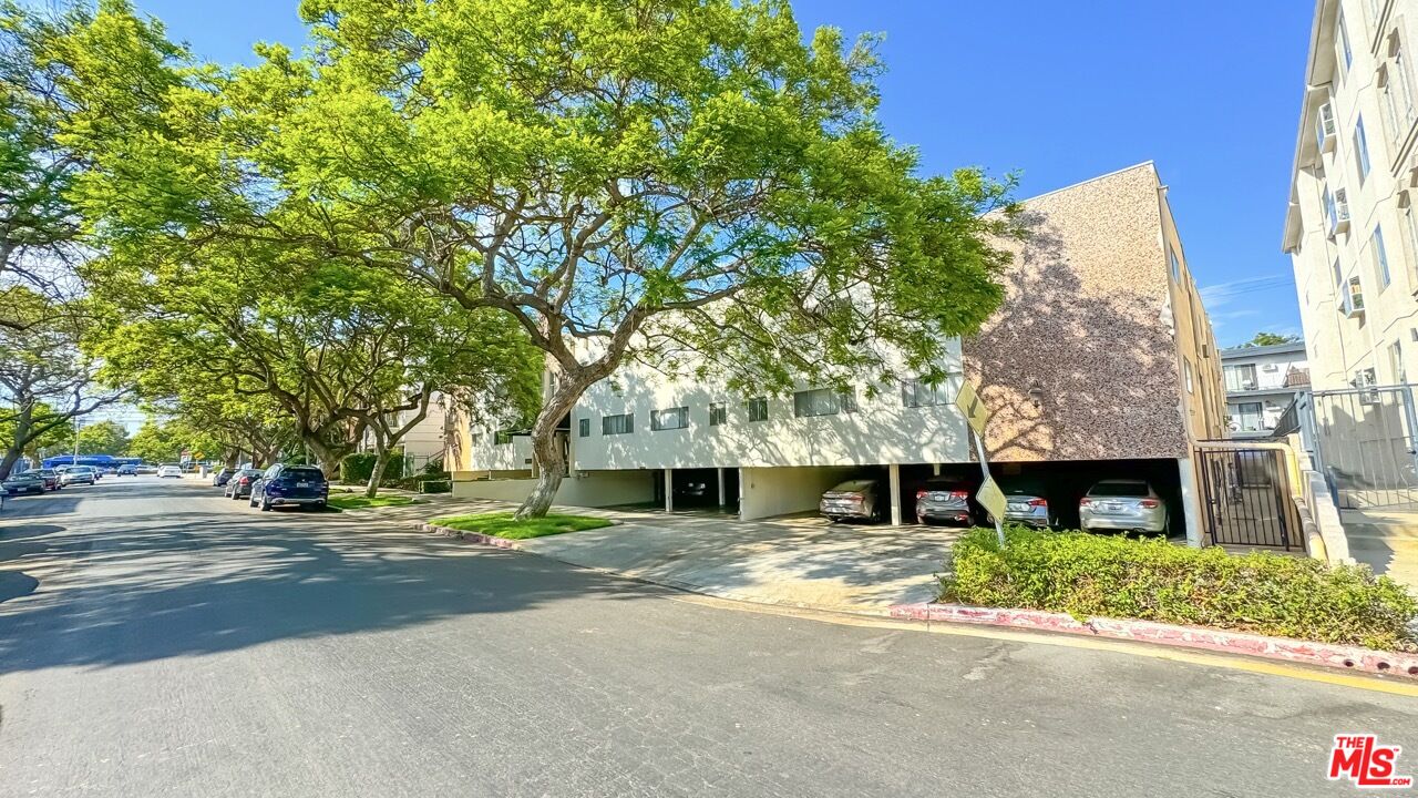 Property photo for 1830 Greenfield Ave, Los Angeles, CA