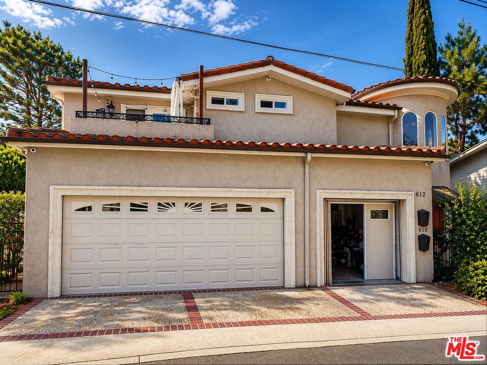 Property photo for 610 Montecito Dr, Los Angeles, CA