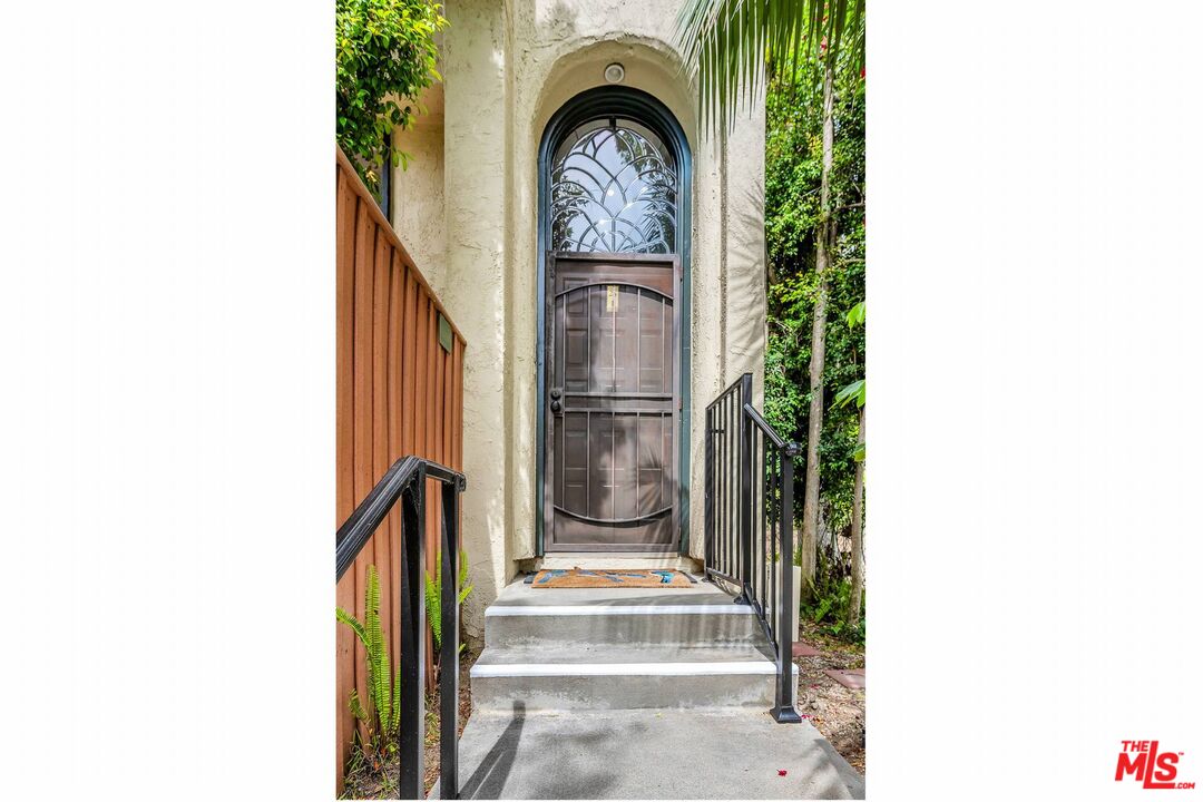 Property photo for 11260 Overland Ave, #26I, Culver City, CA